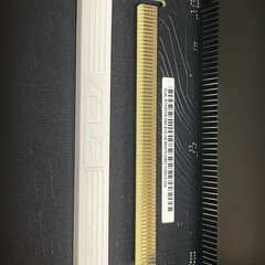 ASUS 
RTX2070super の画像