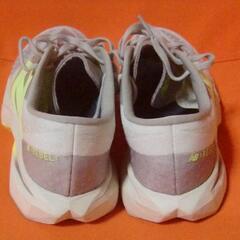 New Balance FuelCell Rebel V4 26㎝の画像