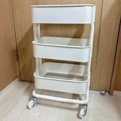 IKEAのロースフルト
