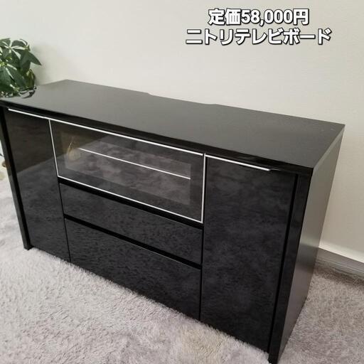 光沢ブラック　テレビボード、キャビネット、収納家具