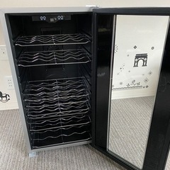 ワインセラー (ヨシヨシ) 小作のキッチン家電《冷蔵庫》の中古あげます・譲ります｜ジモティーで不用品の処分