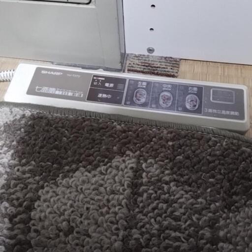 【交渉中】ホットカーペット1.8畳