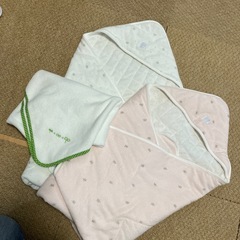 おくるみ　白　ピンク