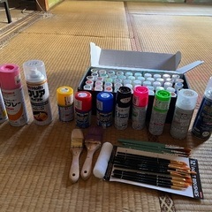 スプレー、絵の具セット