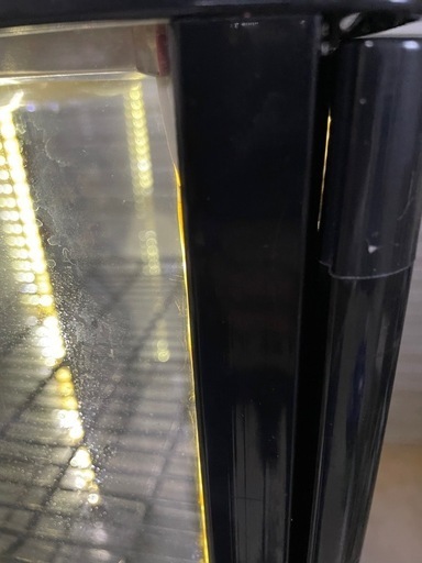 冷蔵庫　LEDライト付き4面ガラス冷蔵ショーケース