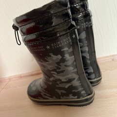 2回履いたのみ美品★18cm長靴の画像