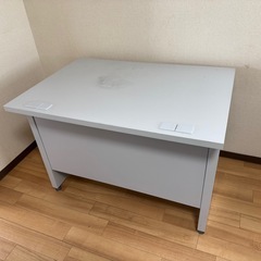スチールデスク幅1000の画像