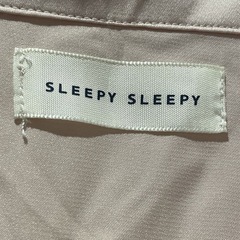 【新品未使用】SLEEPY SLEEPY レースサテンワンピースの画像