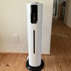 タワー加湿器 (まるちゃん) 五香の季節、空調家電《加湿器》の中古あげます・譲ります｜ジモティーで不用品の処分