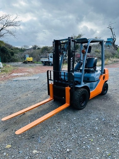 トヨタフォークリフト2.5 ディーゼル2015