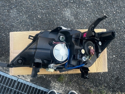 c26 セレナ　ハロゲン用ベッドライト左右セット　