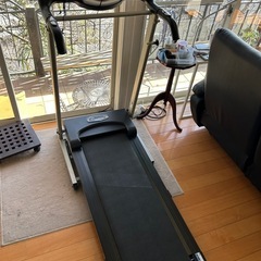 電動ランニングマシーン