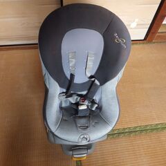 チャイルドシート（コンビ）(さらに下げました)