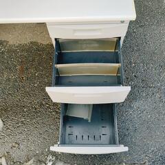 OAデスク☆片そで机☆事務机・キズあり、A-015【浜村鹿野温泉ICから3分 買取本舗 宮本リサイクル 営業時間9～19時 定休日水曜のみ←連絡できませんm(_ _)m】の画像