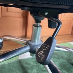 ゲーミングチェアの画像