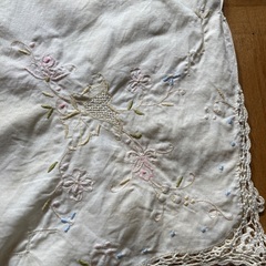 レース刺繍テーブルクロス　中古の画像