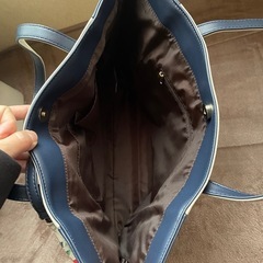 未使用　バッグ　ポーチ付き
 の画像