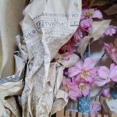 ひな祭り飾り　桜橘　1対　1984年昭和59年の新聞紙に包んで有った実家整理品　年代物　希少価値の画像