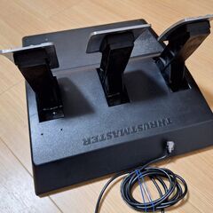 Thrustmaster T3PA-GT ペダルセットの画像