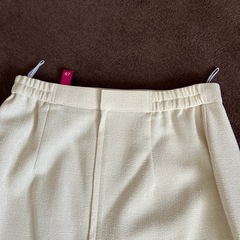 レディーススーツ9号
の画像