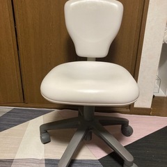未使用品歯科診療代回転椅子の画像