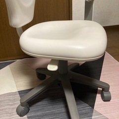 未使用品歯科診療代回転椅子の画像