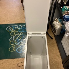 ゴミ箱②の画像