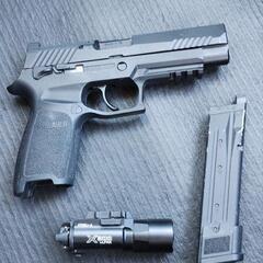 SIG SAUER P320 M17　ガスブロ