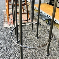 《売約済》【池上店】【～4/14限定SALE！店内全品20%お値引き！】 【在庫2点】関家具　クラッシュゲート　CRASH GATE knot antiques ノットアンティークス　コンベックスⅢ スツール　L サイズ　コンベックススツール　アイアン　インダストリアル　塩系　男前　インテリア　カウンター　ハイスツール の画像