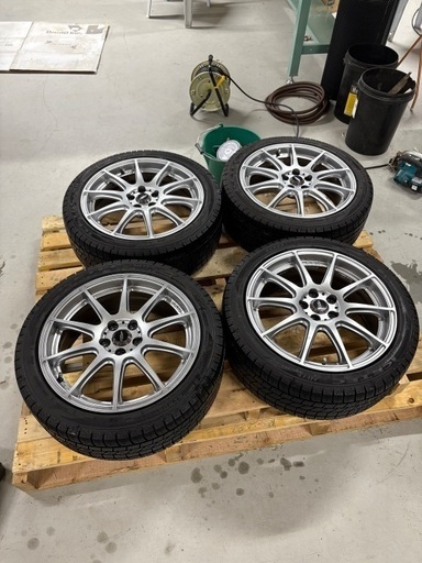 17インチ スタッドレスタイヤ アルミホイール バリ溝 Humanline バリ溝