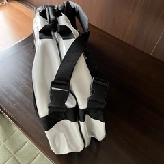 テニスのラケットケース　新品未使用品の画像