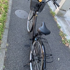 【ほぼ新品】Fitz 自転車（27インチ）＋おまけの飾り用アヒル付きの画像