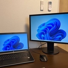 パソコンモニタ24.1インチ縦回転可能の画像