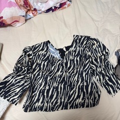 アニマル柄　服