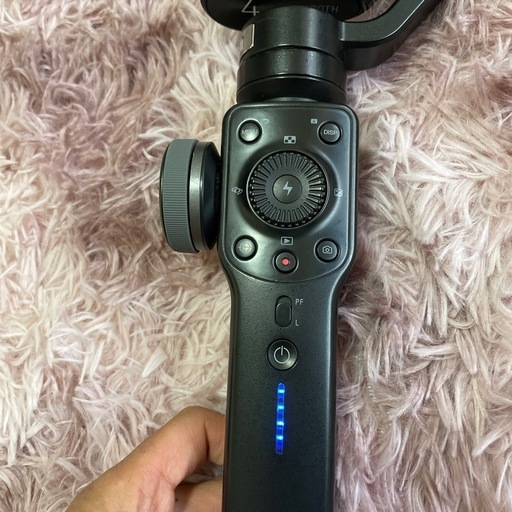 楽天市場】スマホ用 ジンバル １軸スタビライザー 手ぶれ防止 三脚 シャッターリモコン 折りたたみ 軽量 コンパクト 最大54cm 伸縮式スティック  vlog tiktok YouTuBer iPhone/Android 対応 単軸スタビライザー : ｉｉｓｈｏｐ