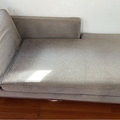 HUKLA ソファの画像