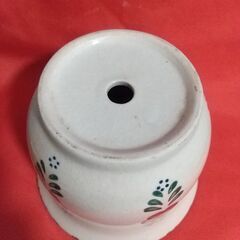 陶器植木鉢の画像