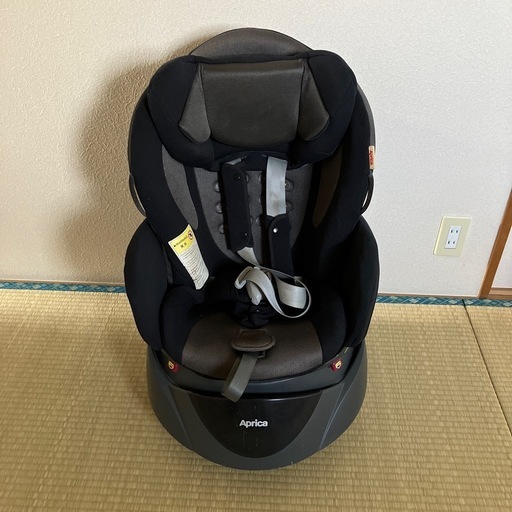 中古】Audi アウディ 純正 チャイルドシート チャイルドシート