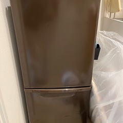 単身向けの冷蔵庫と電子レンジ貰ってください