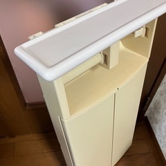 TOTO　陶器トレイつき　抗菌トイレペーパーホルダー２個　収納の画像