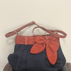 デニムのショルダーバッグ