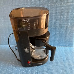 ドリップ式コーヒーメーカー