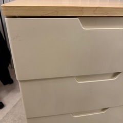 衣装ケースの画像