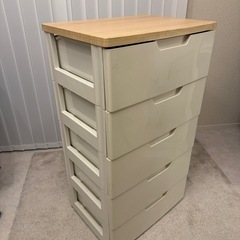 衣装ケース