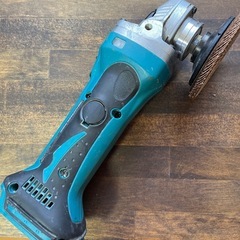 ✨マキタ ディスクグラインダ GA400D 中古✨うるま市田場✨ 初々しく