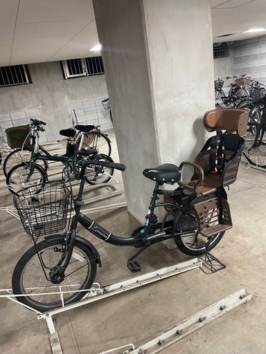 引き取り限定 3人乗り対応子供乗せ付き自転車 あさひ MAMA-FRE! mini ホワイト  20インチ(24インチ未満)｜売買されたオークション情報、Yahoo!オークション(旧ヤフオク!) の商品情報をアーカイブ公開 -  オークファン（aucfan.com）