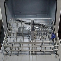 食洗機　IRIS ISHT-5000-Wの画像