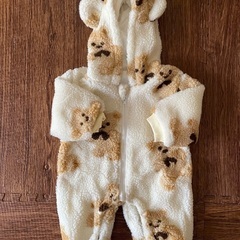 【新品】もこもこクマ柄防寒着　80センチ
