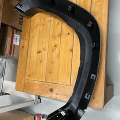 ジムニーシエラ　ＪＢ74Ｗ左リヤオーバーフェンダーの画像