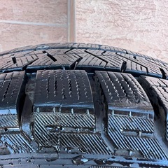 スタッドレスタイヤの画像